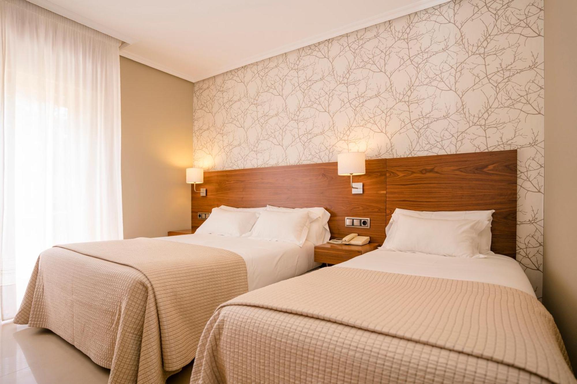 Hotel Piramide Portonovo Rom bilde