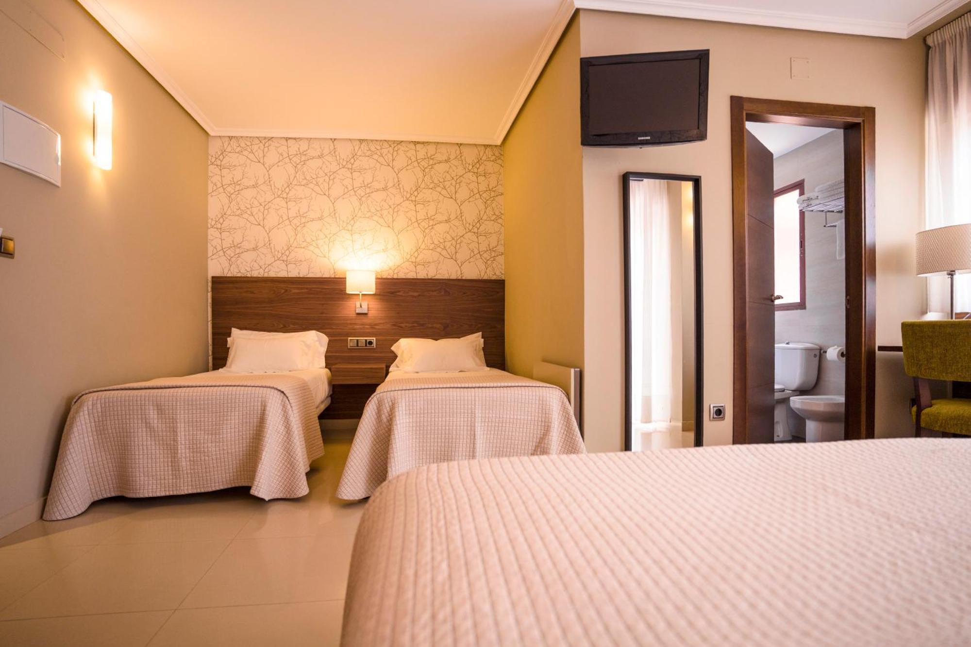 Hotel Piramide Portonovo Rom bilde